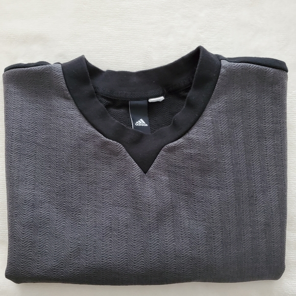 ADIDAS WOMEN'S CROP TOP - Picture 9 of 10